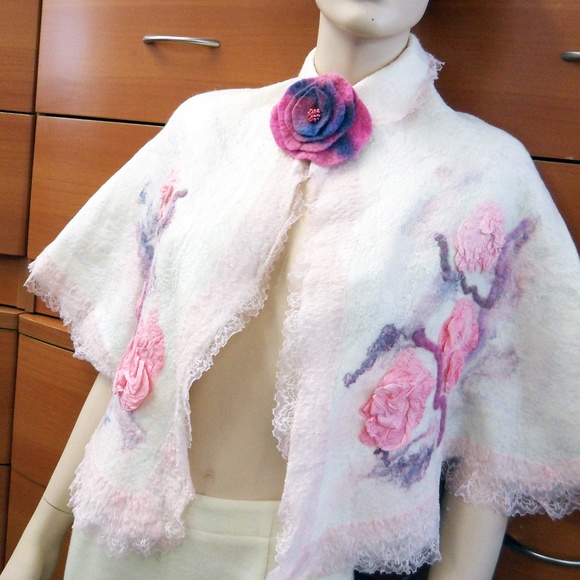 FELTED WOOL WEDDING PARTY CAPE WRAP FLORAL GIFT